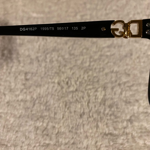 Dolce & Gabbana Print Sunglasses - Picture 6 of 7